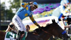 Triple Crown Jockey Victor Espinoza Teams With Steiner Sports